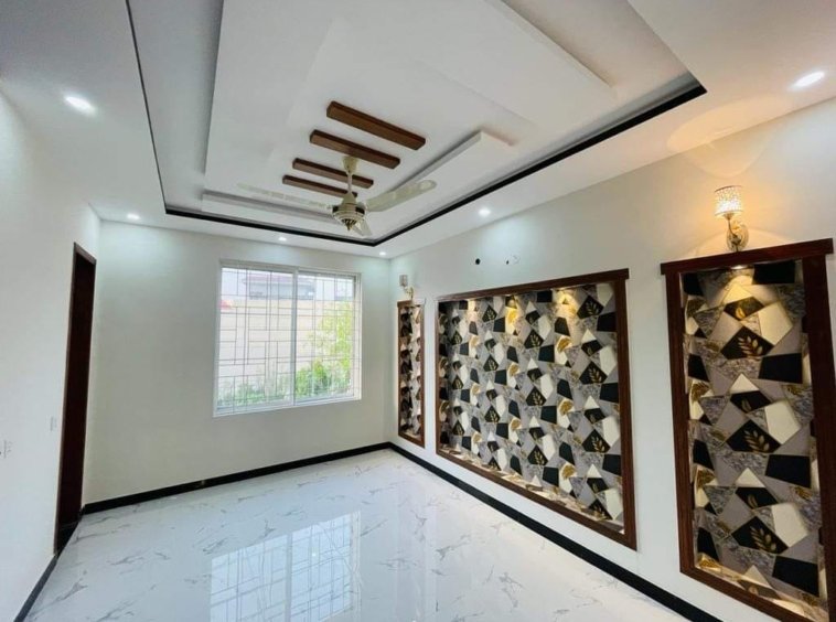 10m House for sale in Central Park (10)