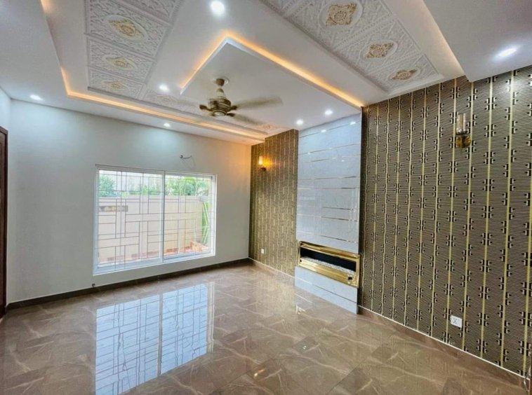 10m House for sale in Central Park (12)