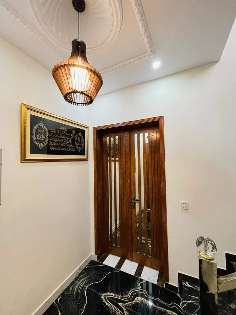 10m House for sale in Central Park (13)