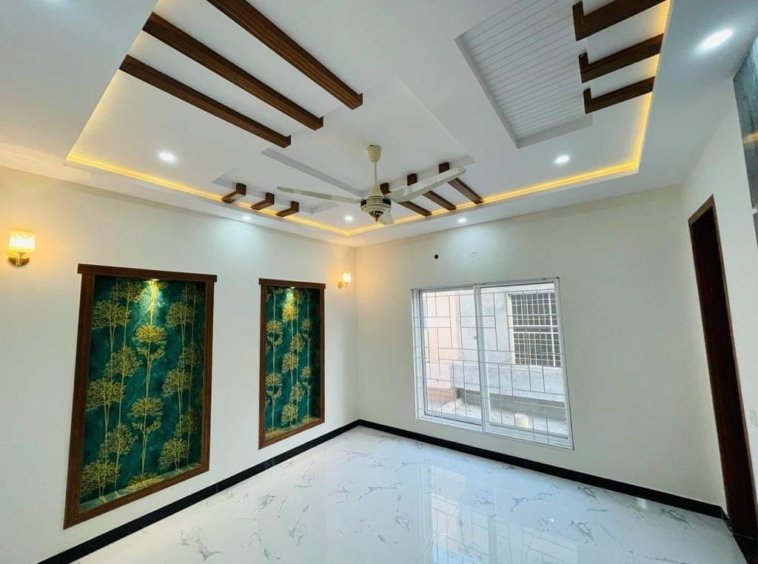 10m House for sale in Central Park (18)