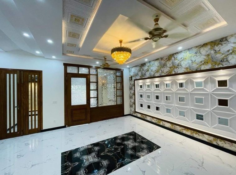10m House for sale in Central Park (2)
