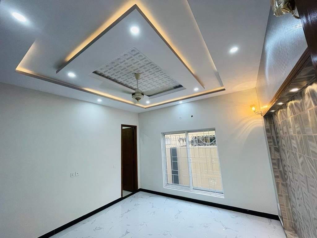 10m House for sale in Central Park (21)
