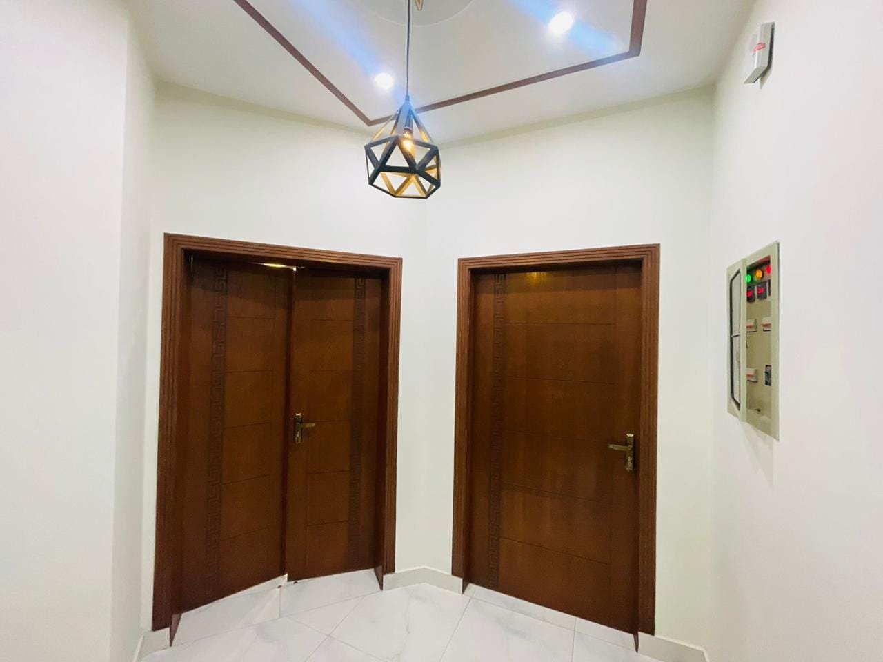 10 marla spanish House for sale in Central Park Lahore (14)