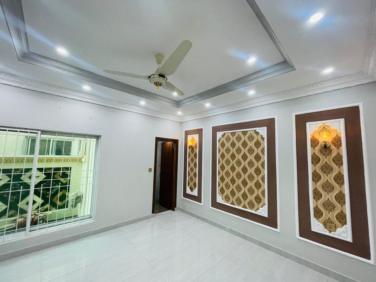 10 marla spanish House for sale in Central Park Lahore (15)