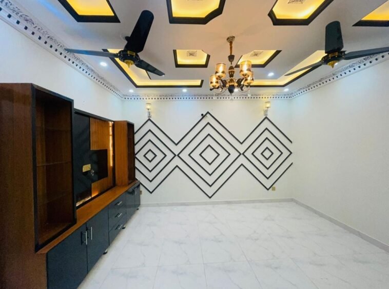 10 marla spanish House for sale in Central Park Lahore (16)