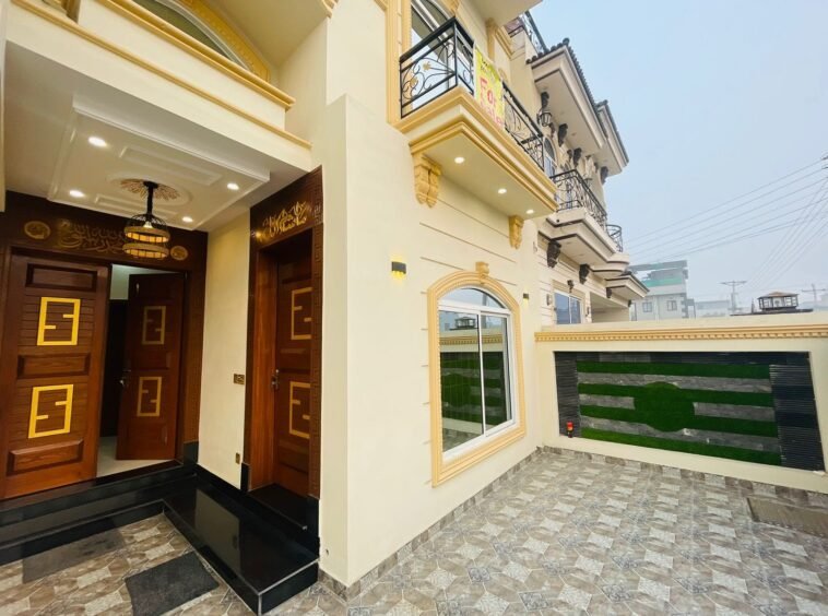 10 marla spanish House for sale in Central Park Lahore (3)
