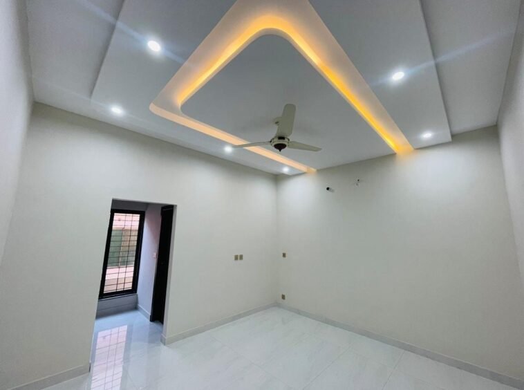10m brand new house for sale in central park housing scheme lahore (23)