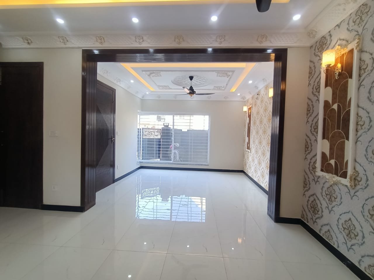5 Marla Modern Design House in Central Park Lahore (2)